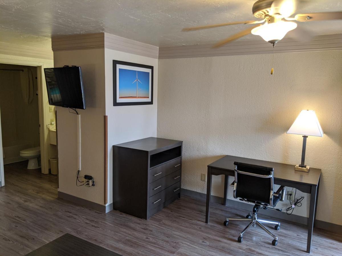 Atrium Inn Fort Stockton Kültér fotó